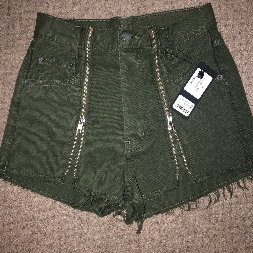 **NWT**carmar denim shorts LF store